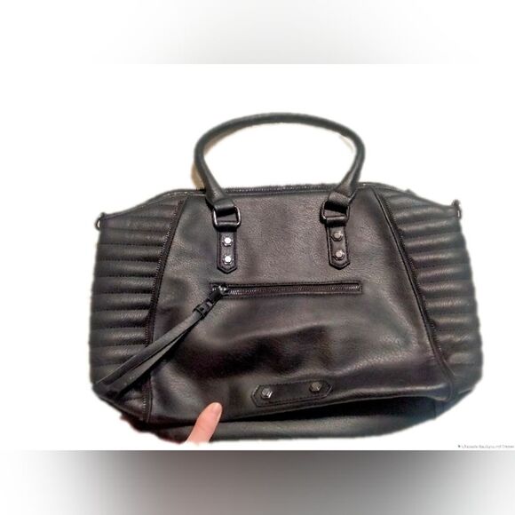 ON HOLD - Picture 2 of 7